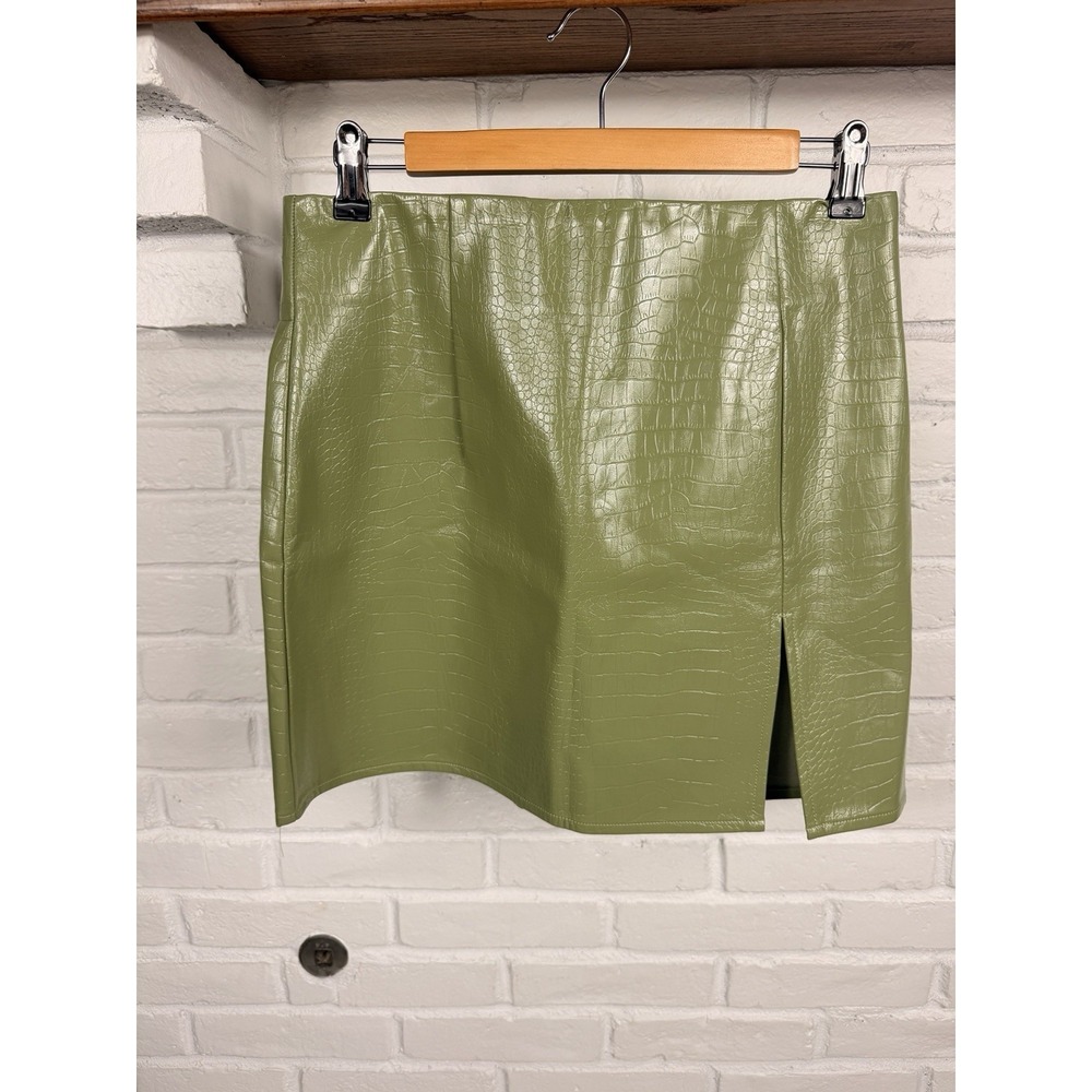 Princess Polly Good Vibes Green Croc Faux Leather Mini Skirt US 8 NWT